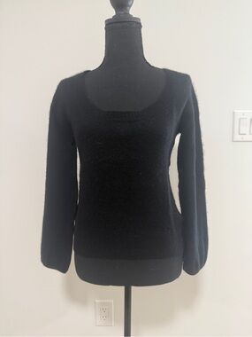 Vintage 100% Cashmere Scoop Neck Long Sleeve Top Soft Lightweight Luxury Sweater